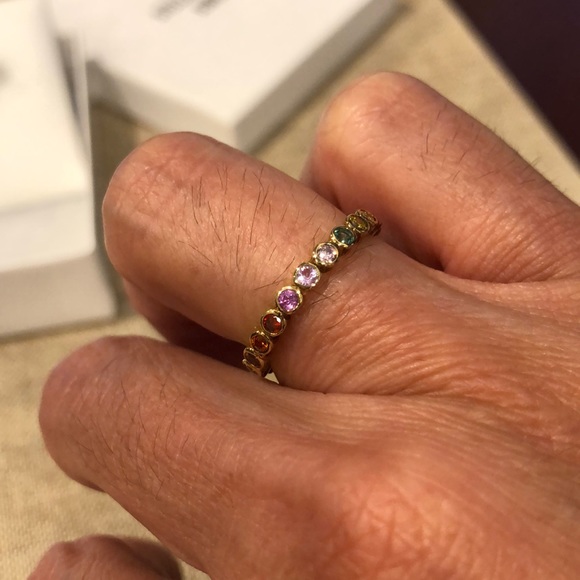 Stella and Bow ring and huggie earring set - Picture 2 of 5